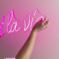 Neon Sign cestlavie